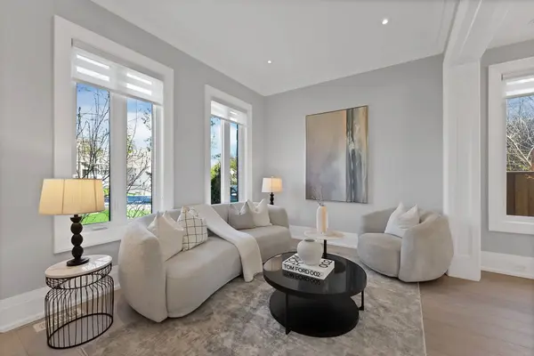 162 Oliver PL, Oakville, ON L6H 1K8