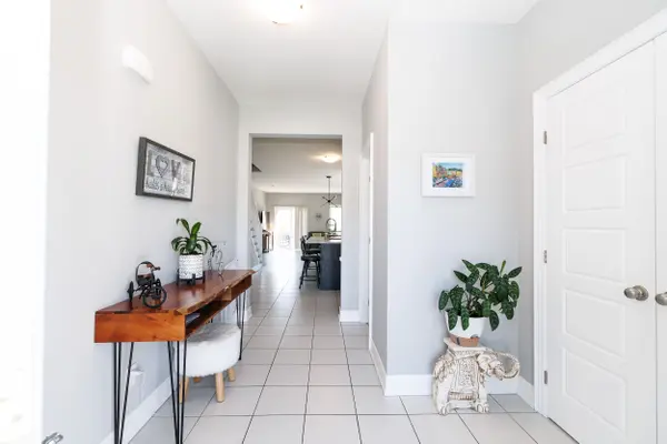 390 Hummel CRES, Fort Erie, ON L2A 0E8