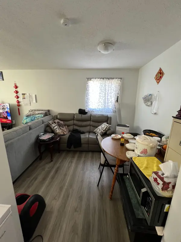 24 Eddy AVE #D, Brantford, ON N3R 2M6