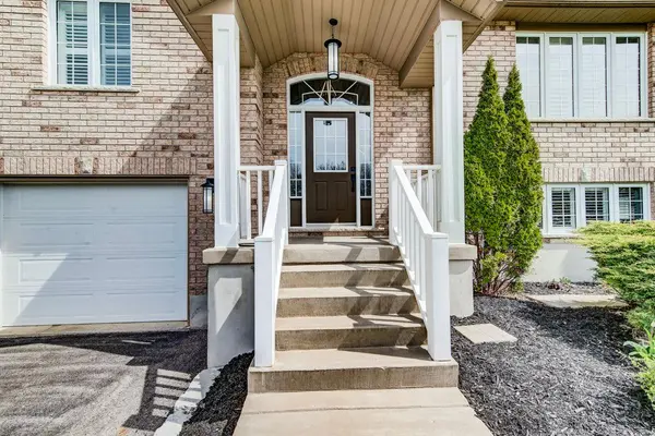 219 Mitchell ST, North Dumfries, ON N0B 1E0