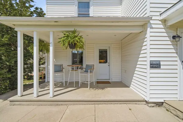 206 County Road 10 RD, Prince Edward County, ON K0K 2T0