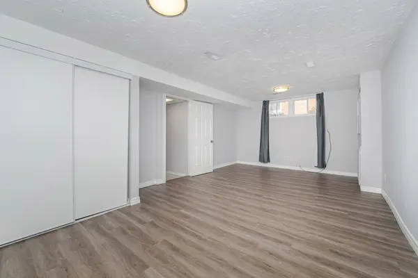 21 Beverley ST #(Lower), Waterloo, ON N2L 2H5