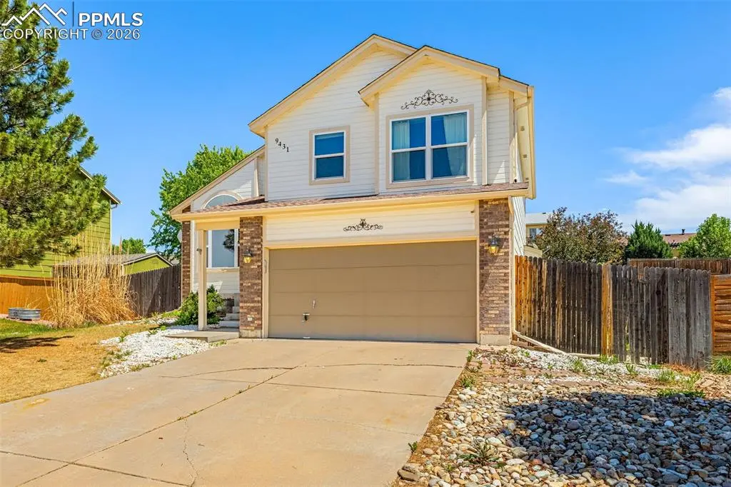 9431 Summit Mesa DR, Fountain, CO 80817