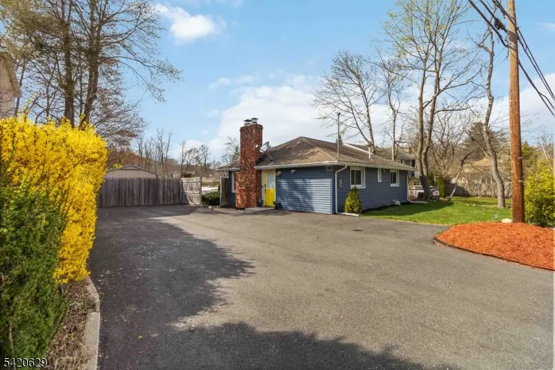 5453 Berkshire Valley Rd, Jefferson Twp., NJ 07438