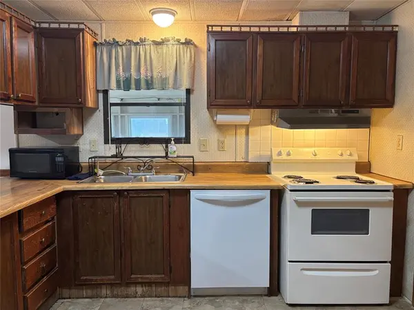 6955 Alvin York Lane, Shreveport, LA 71107