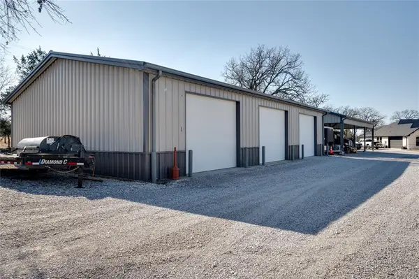 11776 E US Highway 82, Whitesboro, TX 76273