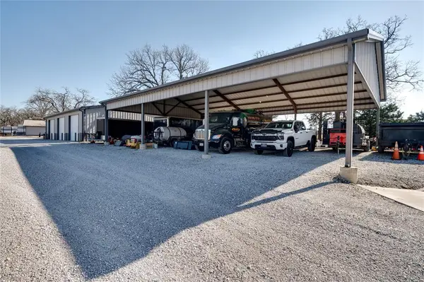 11776 E US Highway 82, Whitesboro, TX 76273