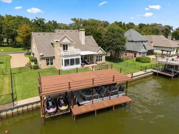 254 Saint Andrews Drive E, Mabank, TX 75156