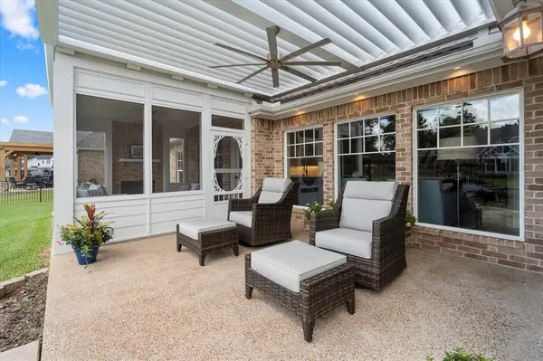 254 Saint Andrews Drive E, Mabank, TX 75156