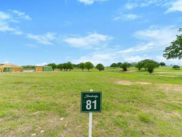 141 Woodbridge Boulevard, Bowie, TX 76230