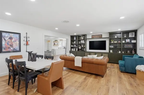 4137 Selkirk Drive W, Fort Worth, TX 76109