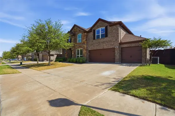 2264 Hideaway Pointe Drive, Little Elm, TX 75068