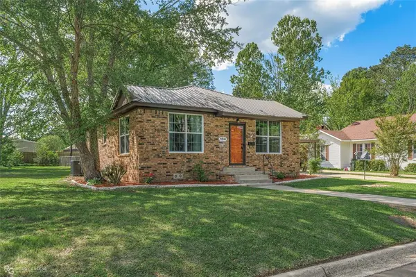 104 3rd Street NW, Springhill, LA 71075