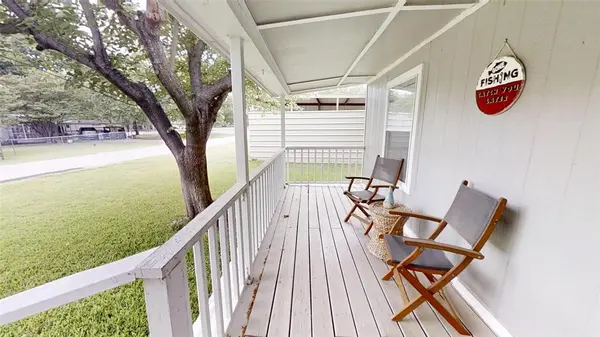 3703 Hartwood Drive, Granbury, TX 76049