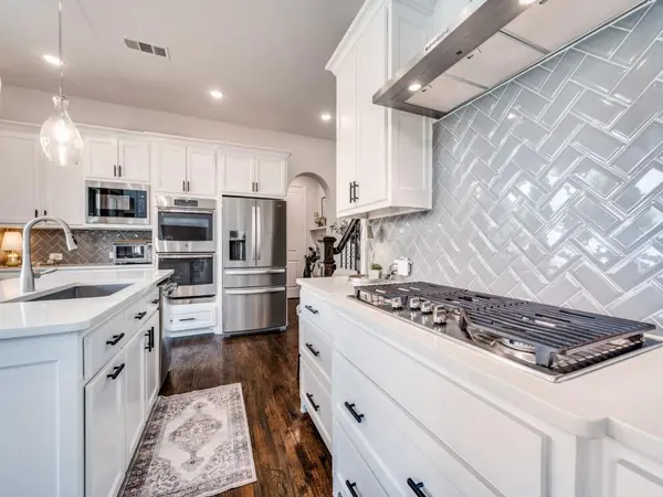 3995 Harvest Lane, Frisco, TX 75034