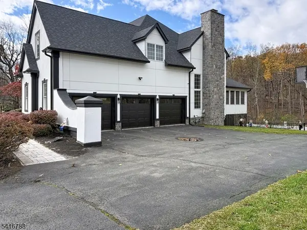 99 Lambert Drive, Sparta Twp., NJ 07871