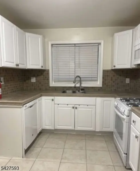 30 Gaston Ave #1R, Garfield City, NJ 07026