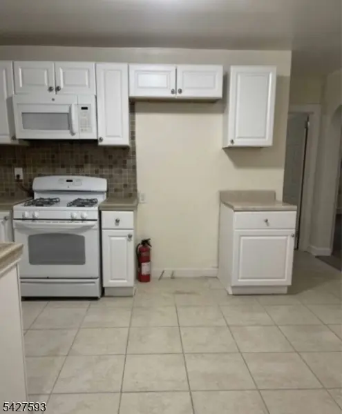 30 Gaston Ave #1R, Garfield City, NJ 07026