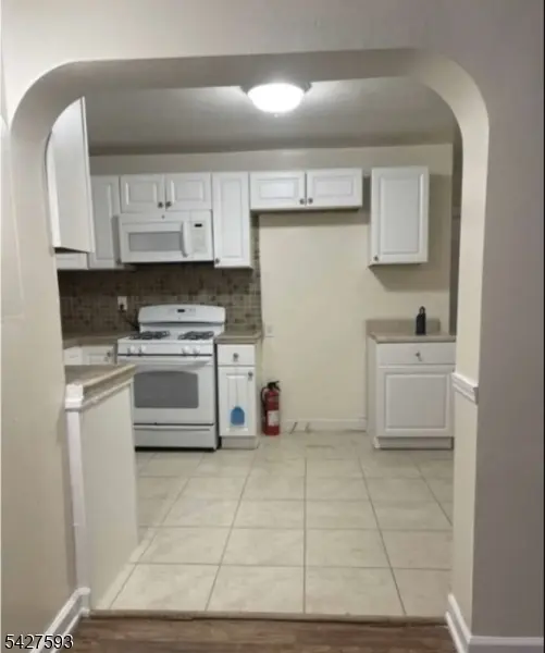 30 Gaston Ave #1R, Garfield City, NJ 07026