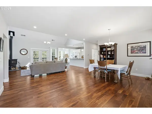 85069 RIDGETOP DR, Eugene, OR 97405