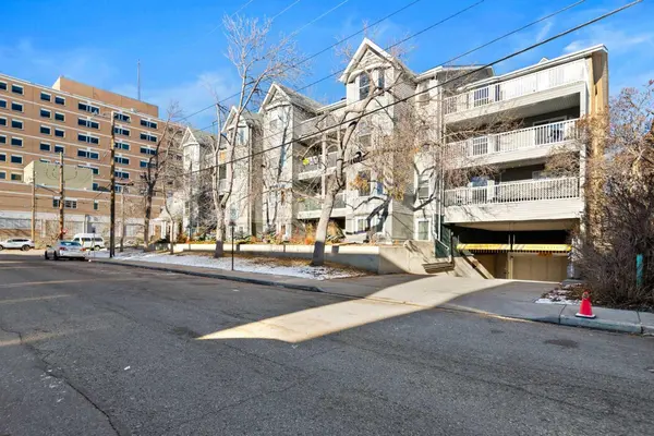 2204 1 ST SW #310, Calgary, AB T2S 1P4