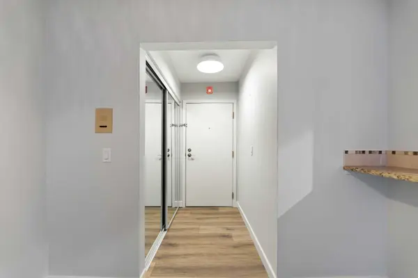 2204 1 ST SW #310, Calgary, AB T2S 1P4