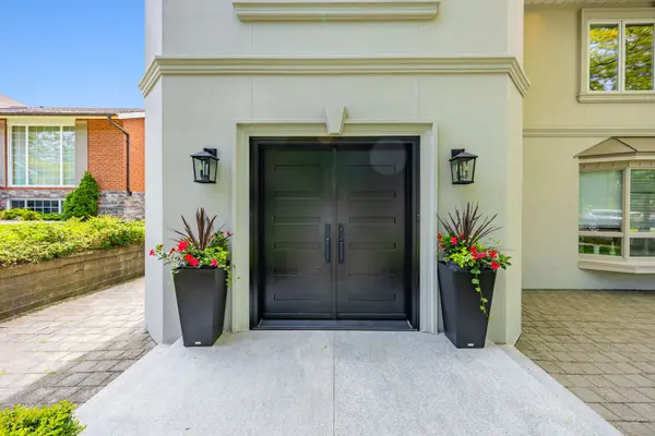 31 George Henry BLVD, Toronto C15, ON M2J 1E3