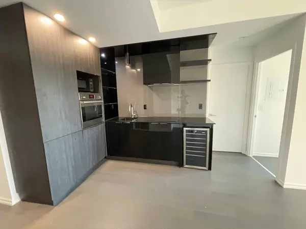 70 Temperance ST #2016, Toronto C01, ON M5H 4E8