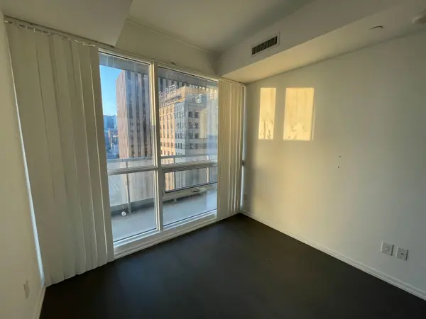 70 Temperance ST #2016, Toronto C01, ON M5H 4E8