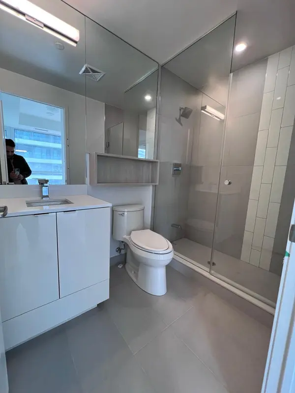 135 LOWER SHERBOURNE ST #2423, Toronto C08, ON M5A 1Y4