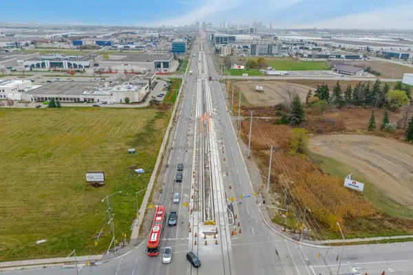 70 Superior BLVD, Mississauga, ON L5T 2X9