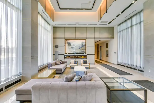 4675 Metcalfe AVE #206, Mississauga, ON L5M 0Z8