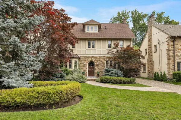 95 The Kingsway N/A, Toronto W08, ON M8X 2T6