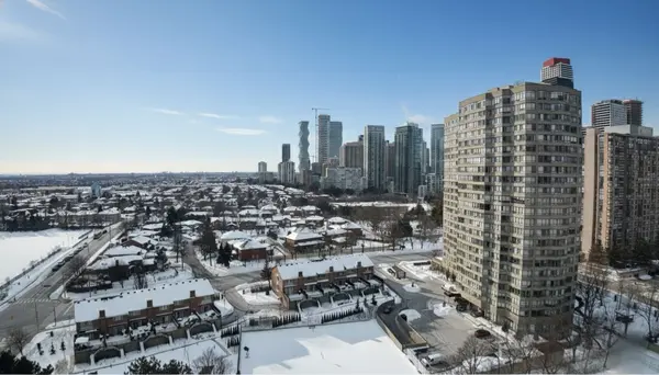 55 Elm DR W #1901, Mississauga, ON L5B 3Z3