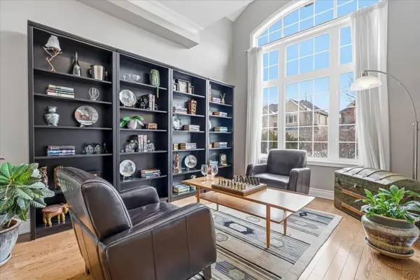 3260 Ribble CRES, Oakville, ON L6M 0B1