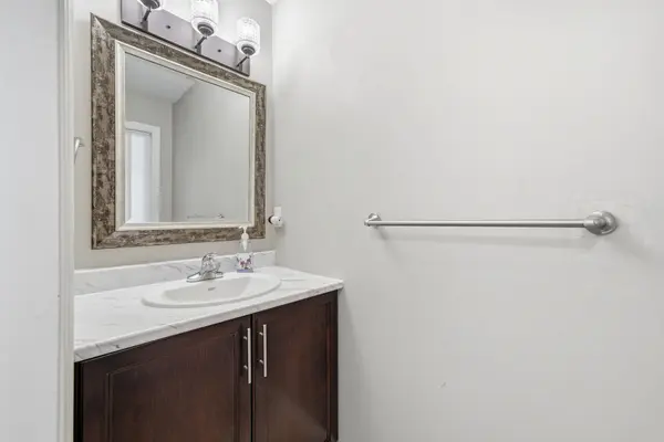 77 Mountain Ash DR, Belleville, ON K8N 0E3