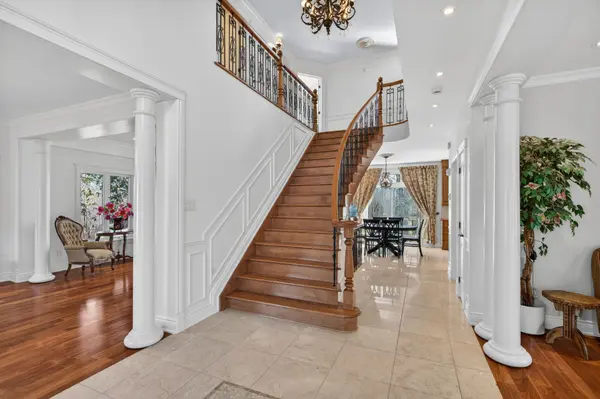 4633 Albion RD, Blossom Park - Airport And Area, ON K1X 1A4