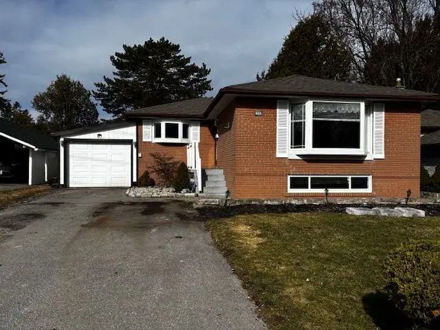 40 Aurora Heights DR, Aurora, ON L4G 2W7