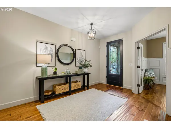 1082 MEEK WAY, West Linn, OR 97068