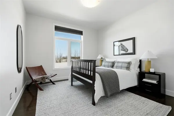 2348 MONDOR RD, Ile Des Chenes, MB R0A 0T0