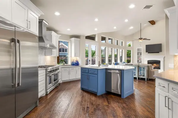 2350 Crest Pointe Place, Frisco, TX 75034