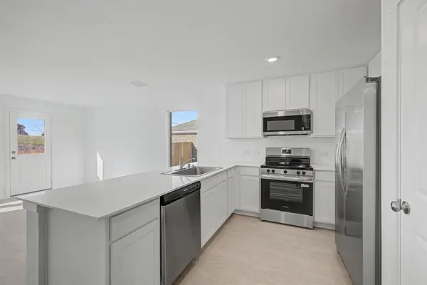 961 Prestonwood Lane, Keene, TX 76059