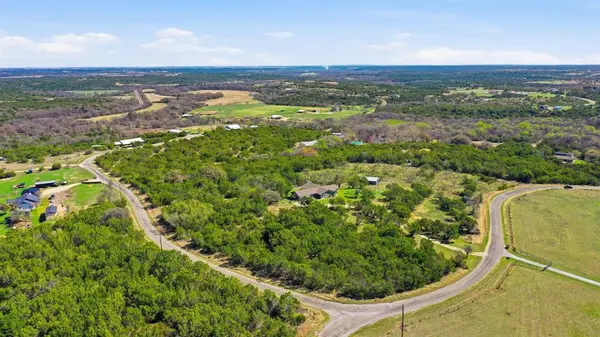 2480 Timber Wolf Trail, Stephenville, TX 76401