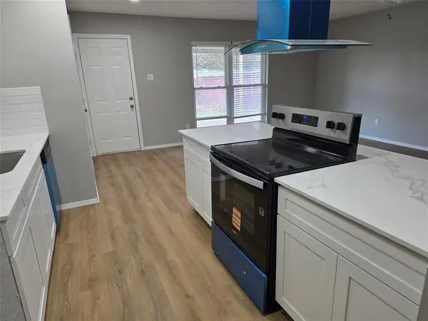 5304 Baker Drive, The Colony, TX 75056