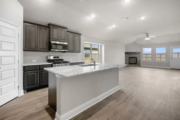 3805 Arrowchop Drive, Caddo Mills, TX 75135