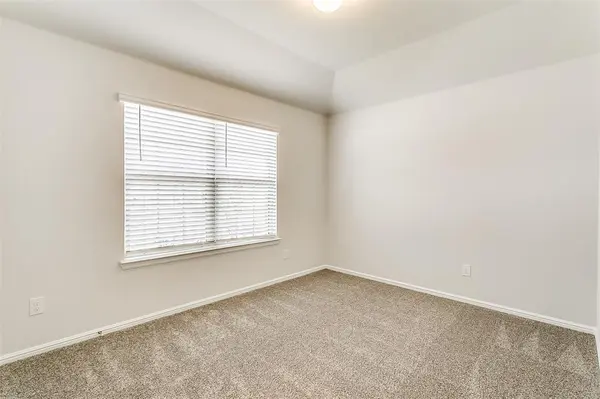 9209 Herringbone Drive, Fort Worth, TX 76131