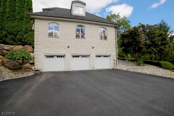 49 Cherokee Ct, Sparta Twp., NJ 07871