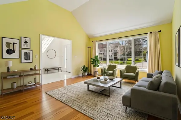 53 Ridge Dr, Montville Twp., NJ 07045