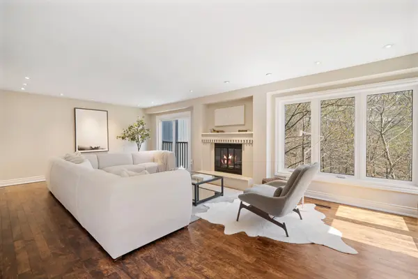 33 RAINBOW CREEK WAY, Toronto C15, ON M2K 2T9