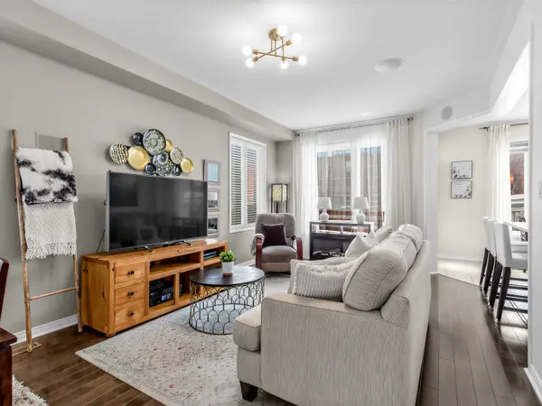 1529 Winville RD, Pickering, ON L1X 0B8